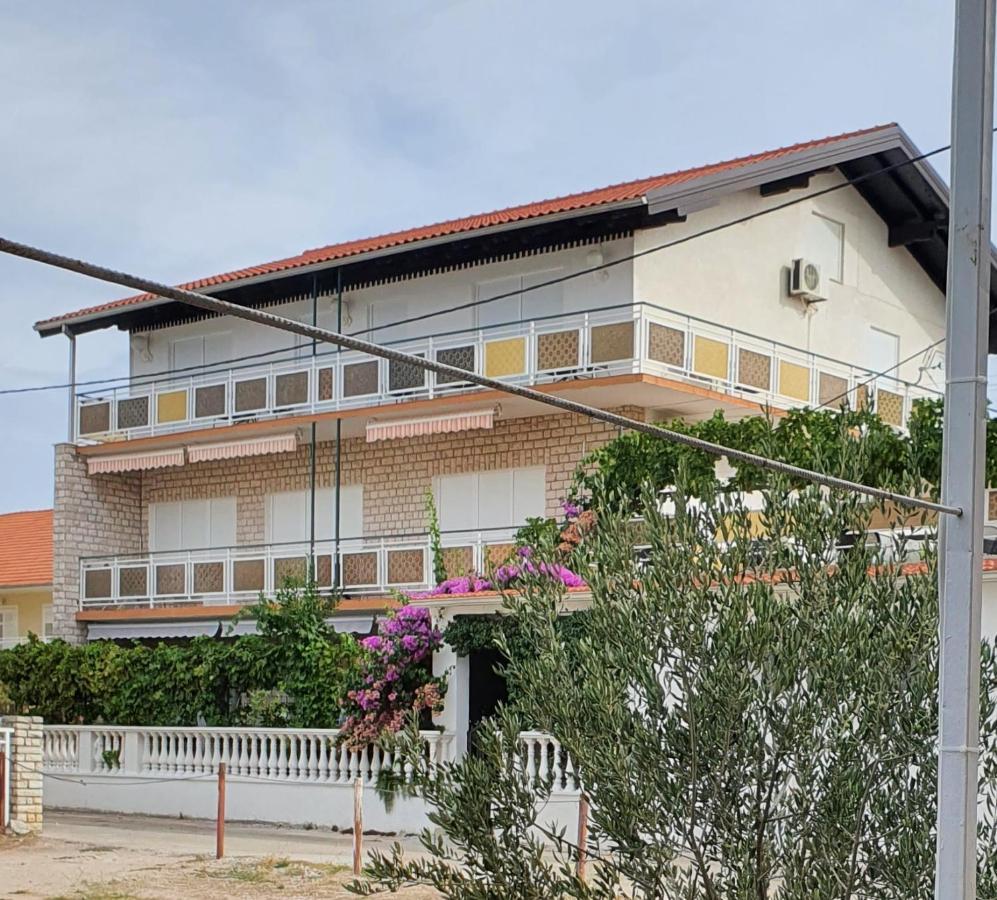 Apartments Rino Vodice Luaran gambar
