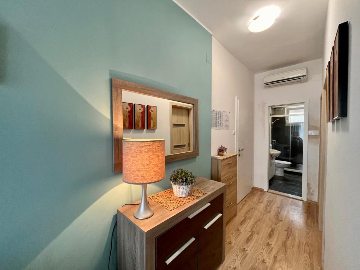 Apartments Rino Vodice Luaran gambar
