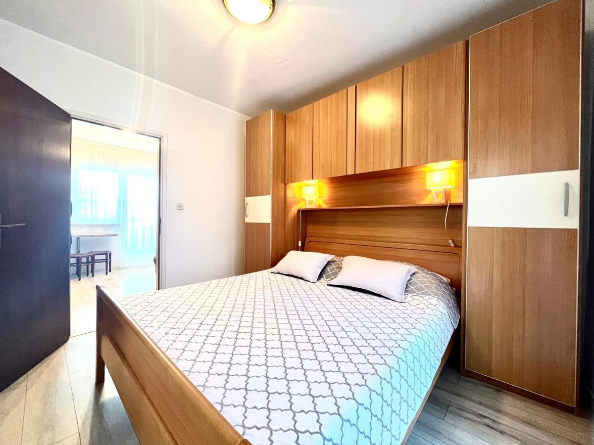 Apartments Rino Vodice Luaran gambar
