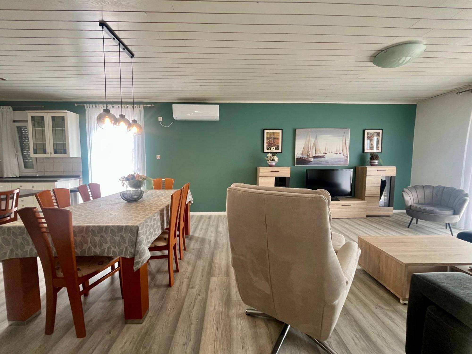 Apartments Rino Vodice Luaran gambar